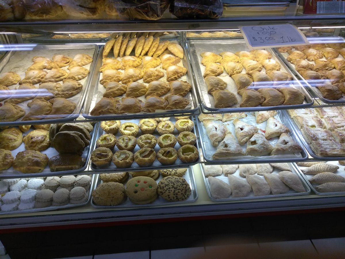 Carlos Bakery